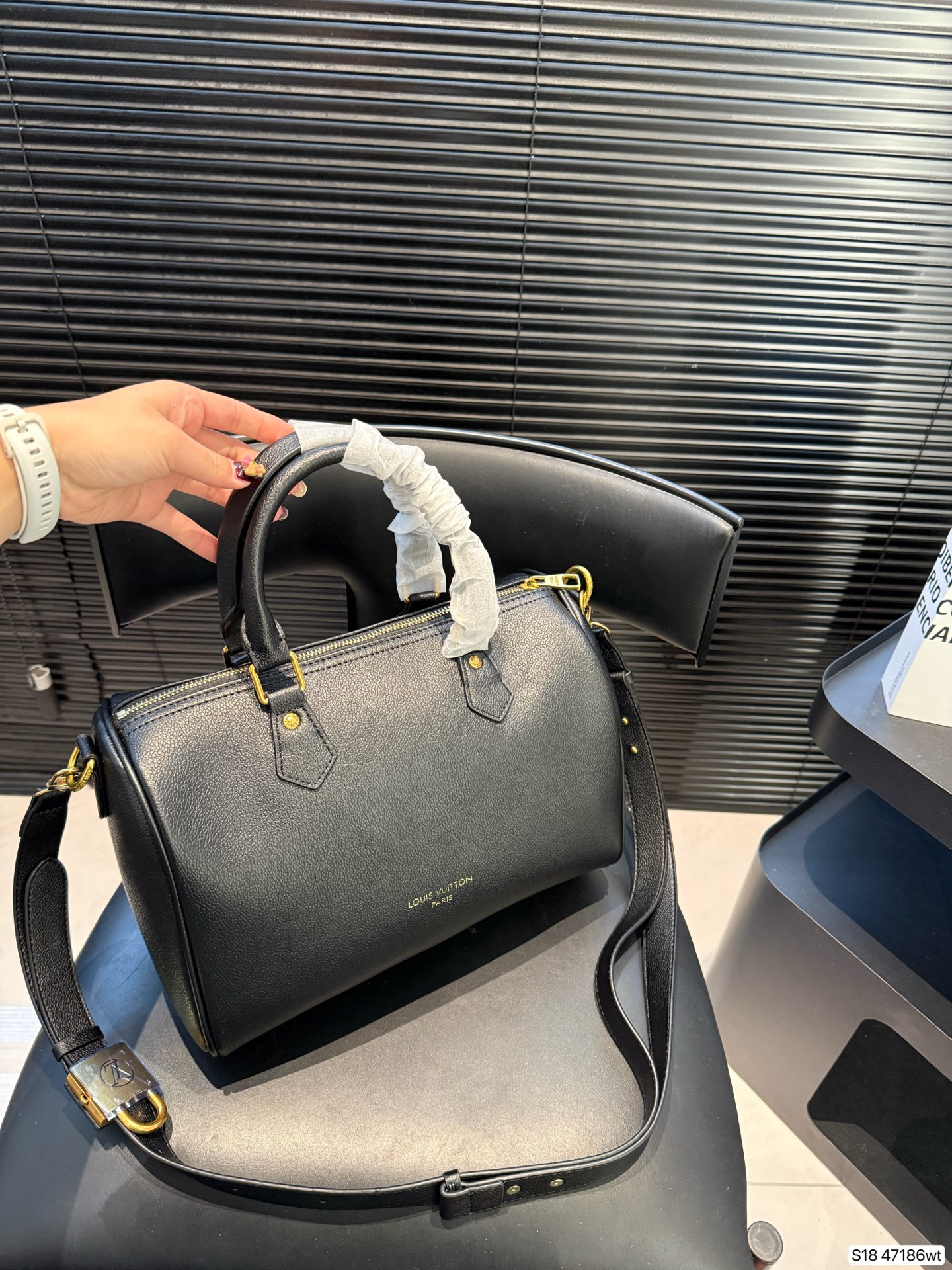 Louis Vuitton P125 Speedy Soft 30 VS Taurillo 21 Bag