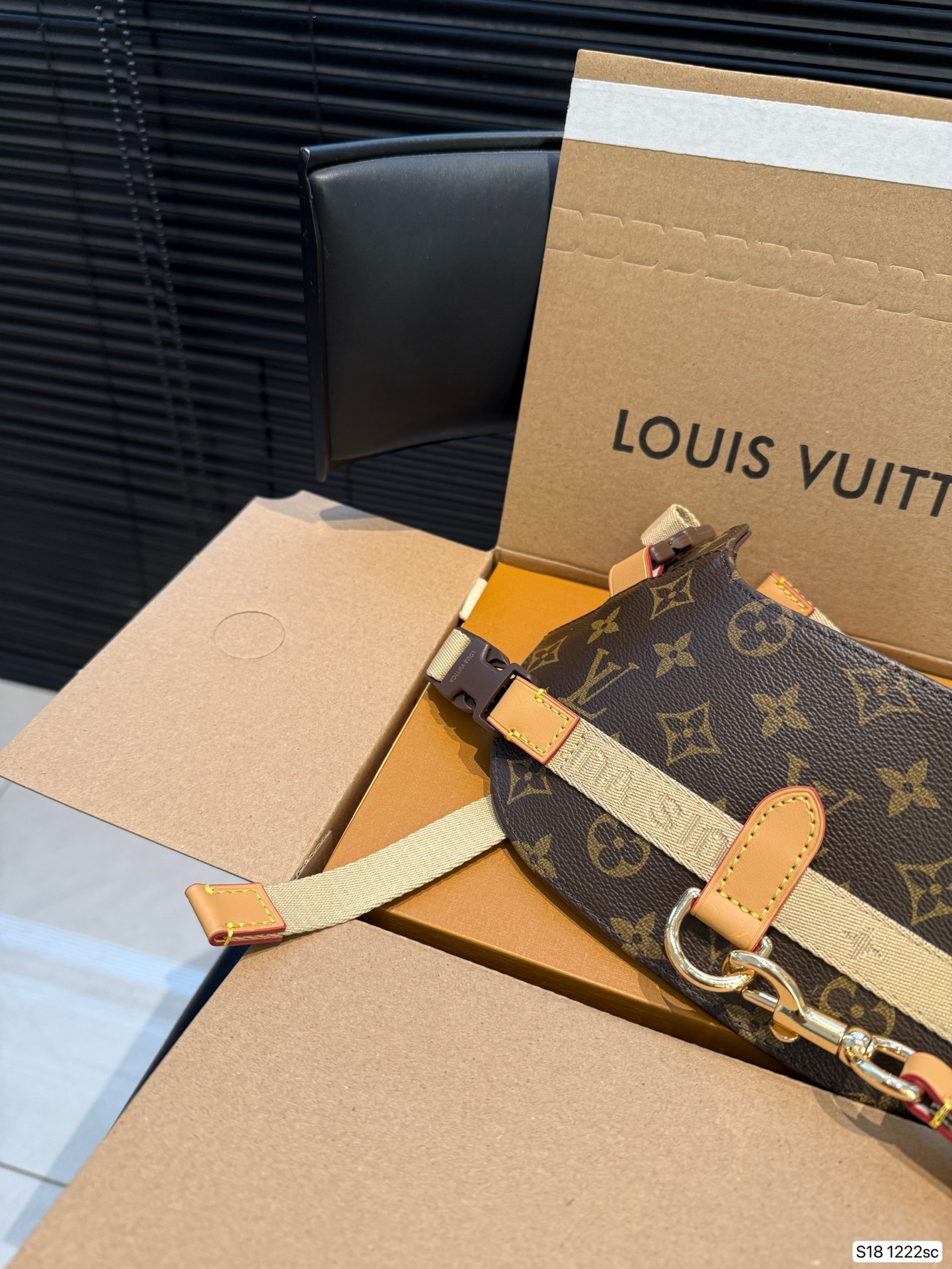 Luxury P125 26 11 1222 Bag