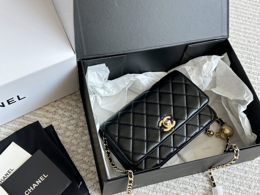 Designer 135 20 WOC Clutch 1.9 x 1.1 x 0.2 editorial product context 1