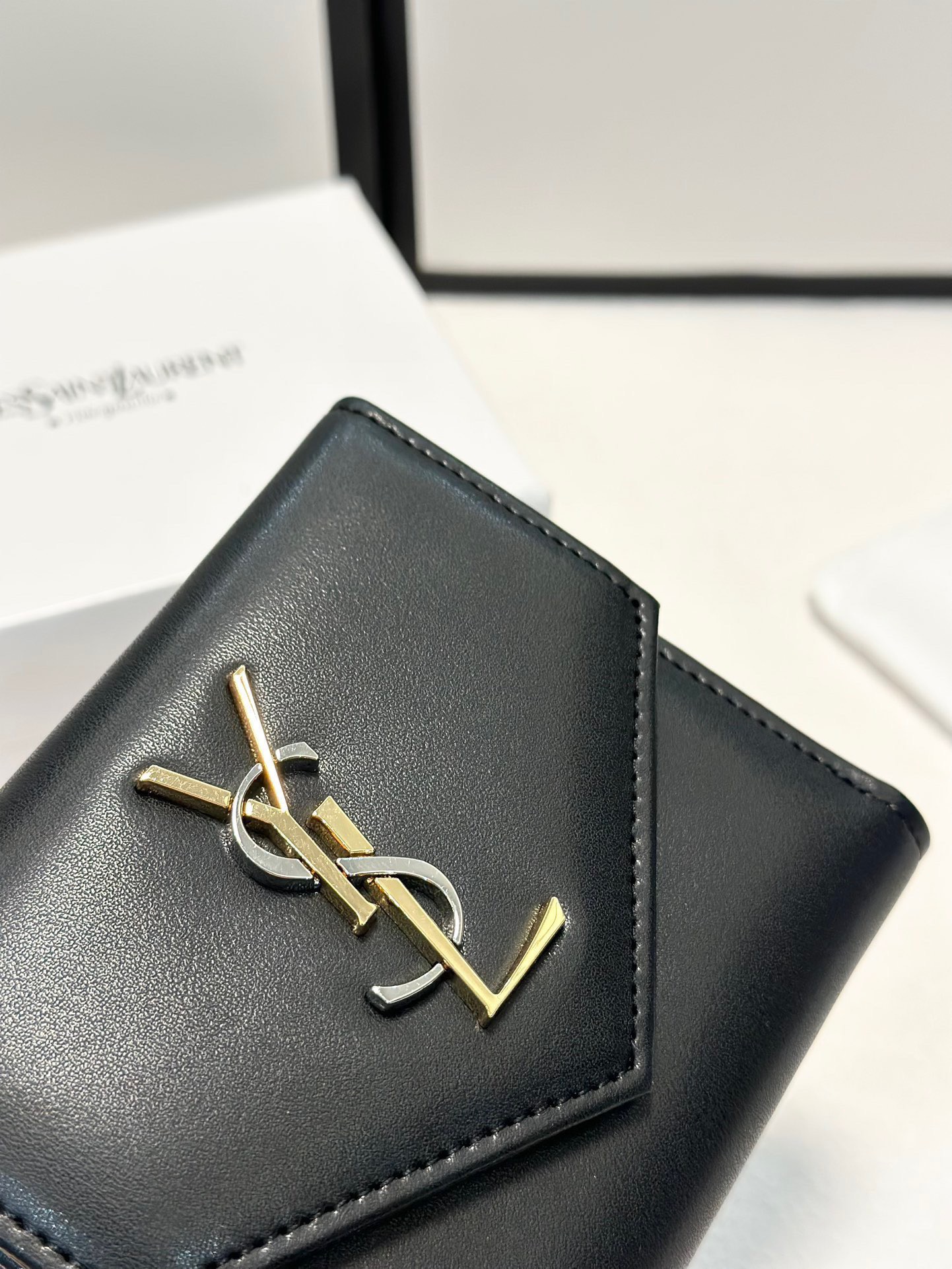 Saint Laurent P80 X10 Wallet