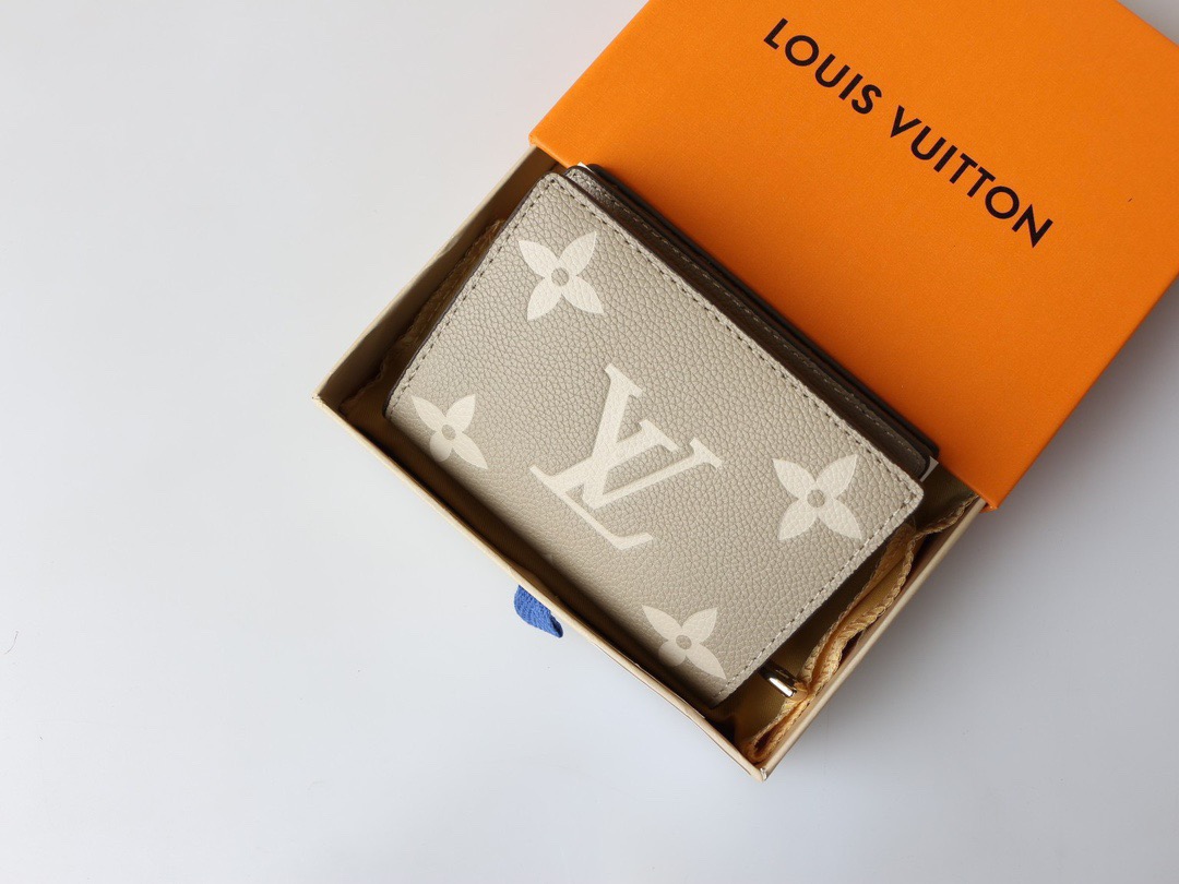 Luxury P100 X8 M81927 Monogram Unplant Portefeuille Claire Wallet