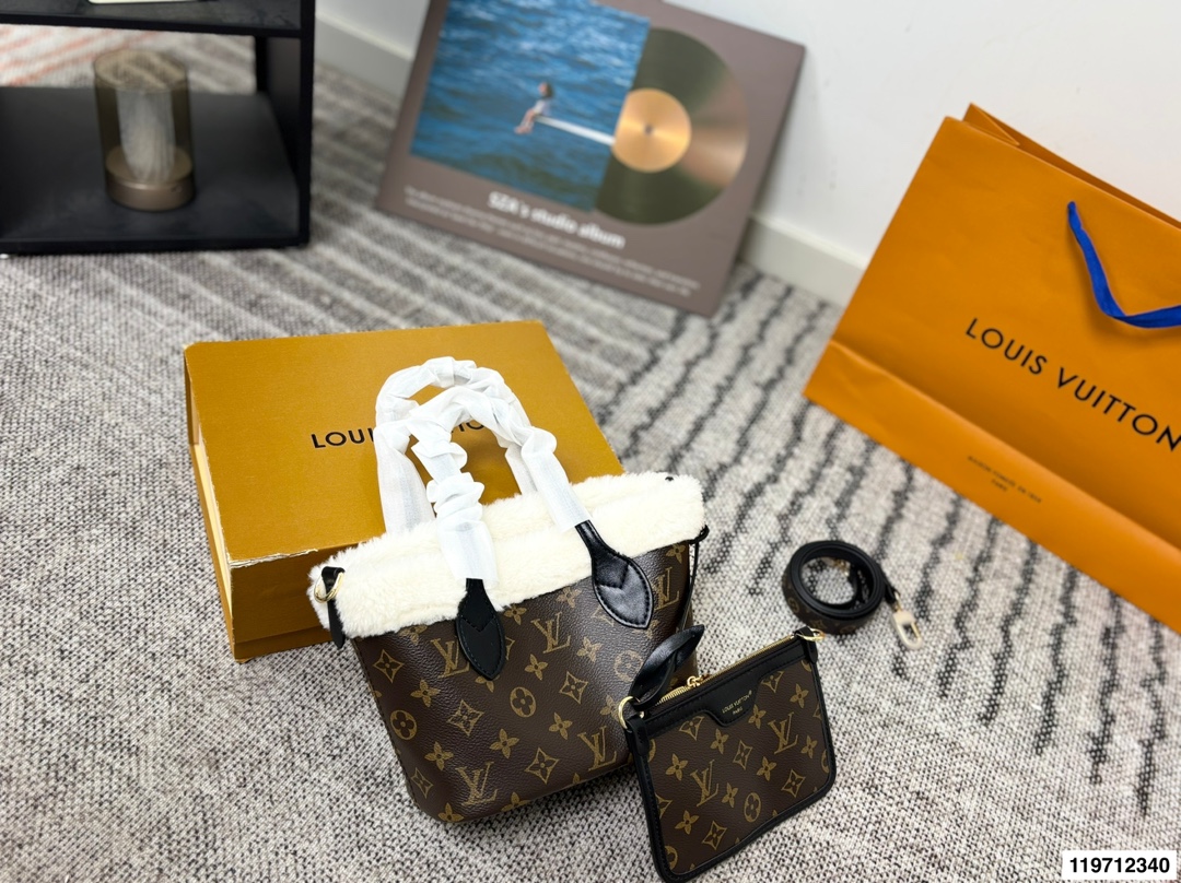 Louis Vuitton size 20 Neverfull NB Tote Bag