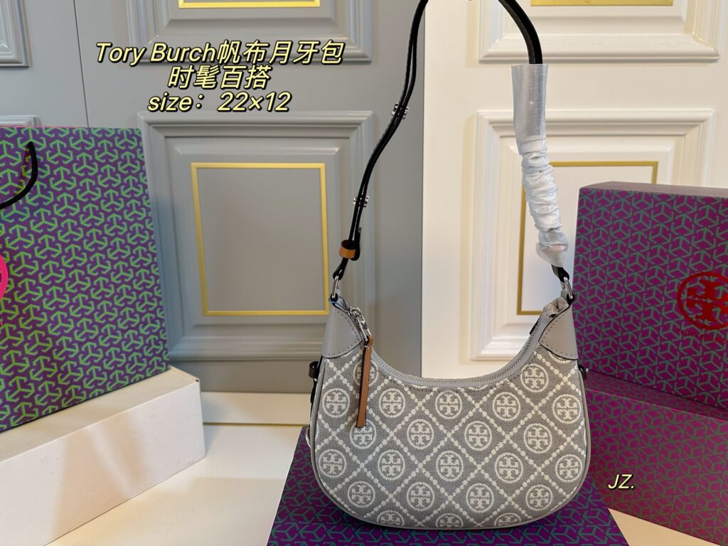 Tory Burch Tb Canvas Crossbody Bag 22 x 12 cm editorial product context 1