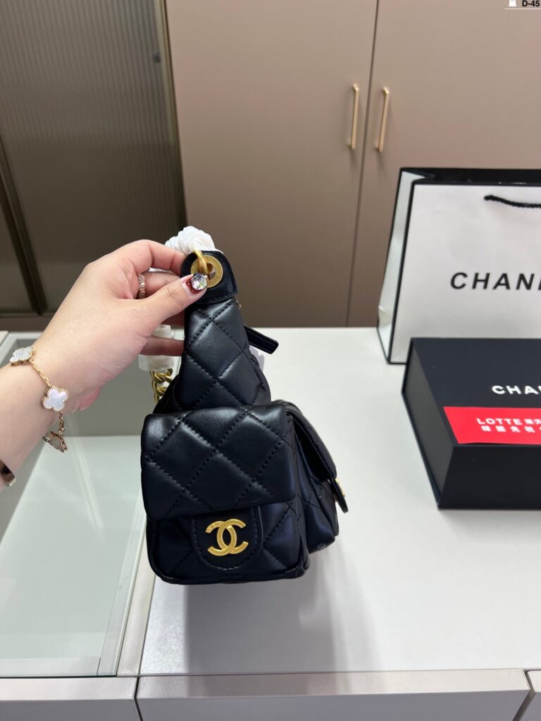 Chanel 45 Jennie Blue Denim Hobo Bag 25 x 14 cm editorial product context 2
