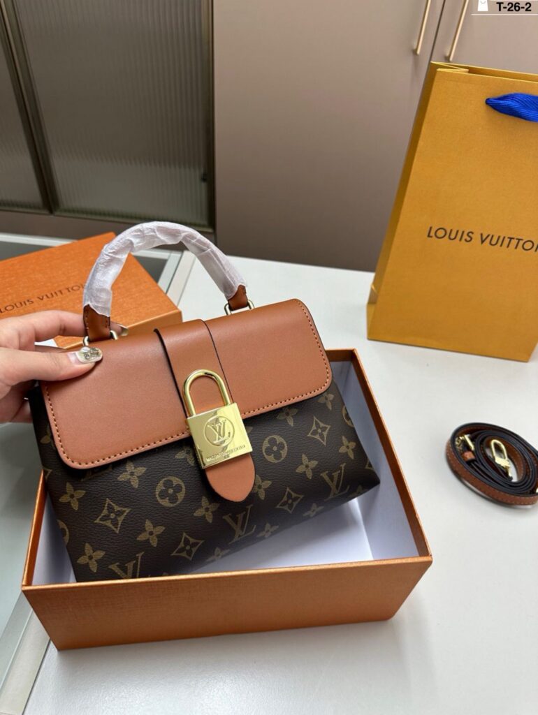 Louis Vuitton p100 Clutch 1.9 x 1.1 x 0.2 cm editorial product context 3