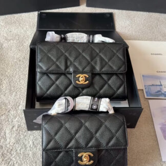 Designer Material Calfskin Hardware Gold tone Pattern Clutch 1.9 x