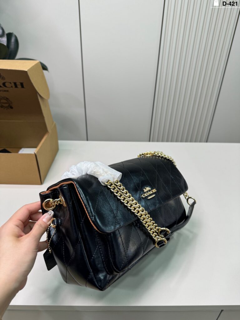 Coach Elodie Shoulder Bag 28 x 16 cm editorial product context 2