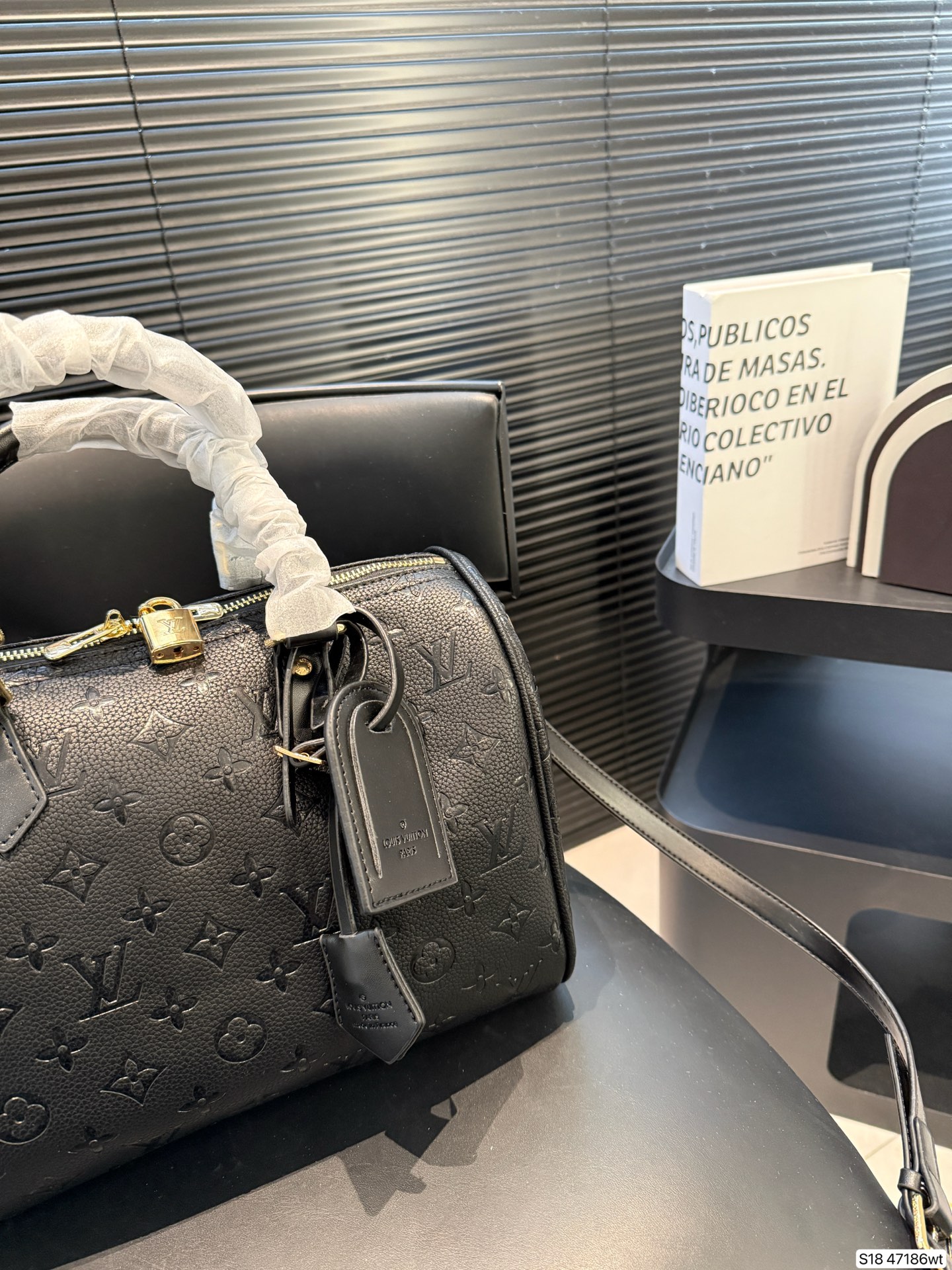 Louis Vuitton P125 24 30 21 Bag