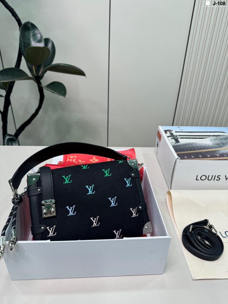 Louis Vuitton Black Canvas Bag 23 x 16 cm editorial product context 1