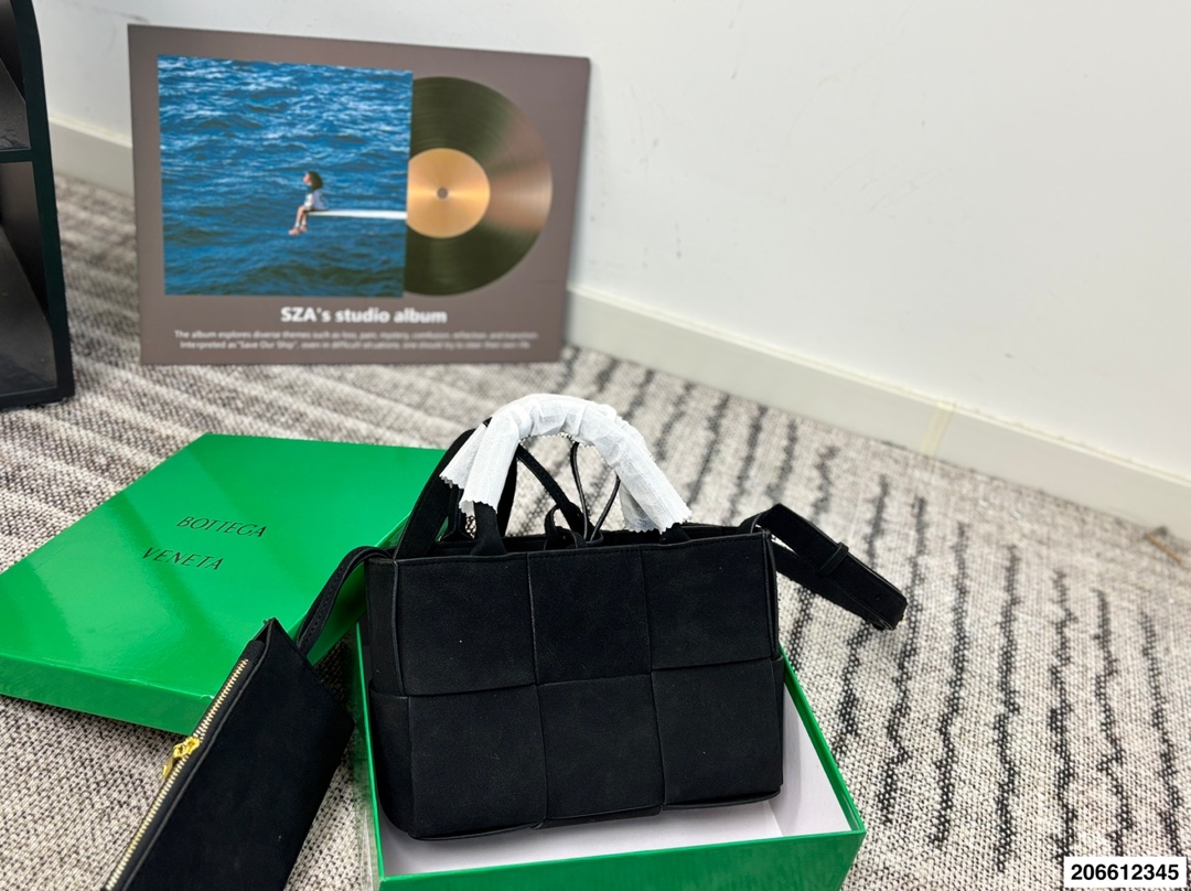 Bottega Veneta p140 size 25 18 cassettes Tote Bag