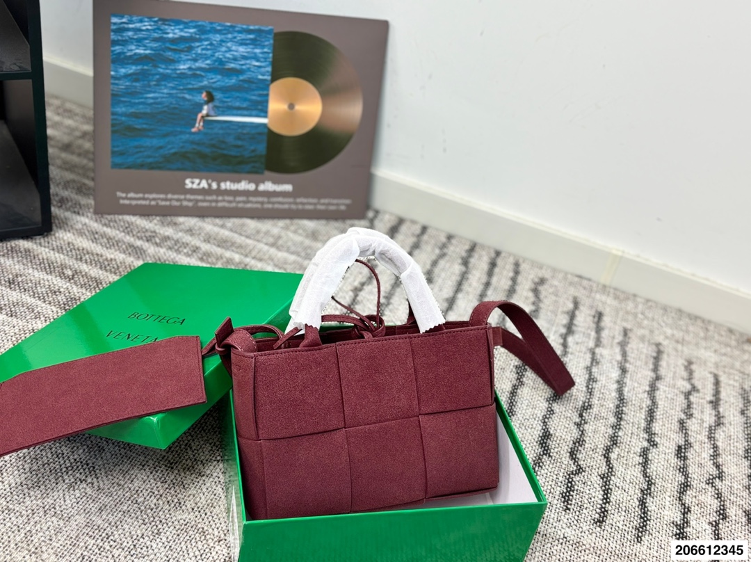 Bottega Veneta p140 size 25 18 cassettes Tote Bag