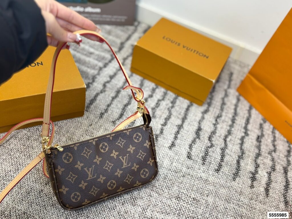 Louis Vuitton p100 22 13 Crossbody Bag editorial product context 1
