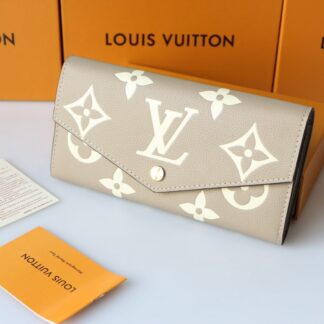 Louis Vuitton P95 19 X10 Monogram Empreinte Bag