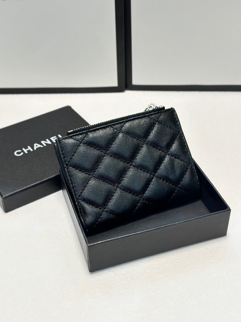 Chanel 9 Black Calfskin Leather Card Holder editorial product context 3