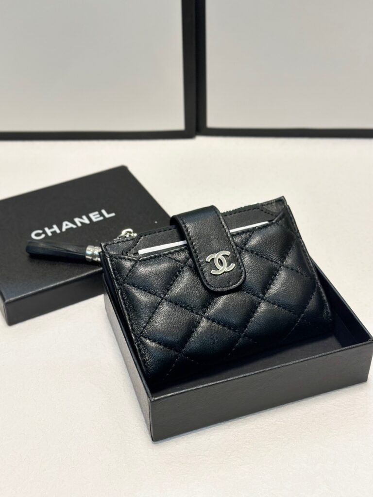 Chanel 9 Black Calfskin Leather Card Holder editorial product context 2