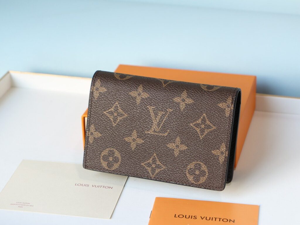 Designer P90 13 x11x3 Juliette Monogram Giant Wallet 1.9 x editorial product context 3