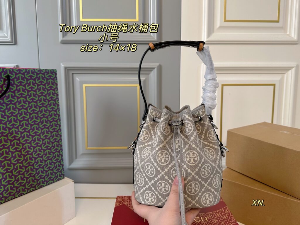 Tory Burch Tb Small Canvas Bucket Bag 14 x 18 cm editorial product context 2