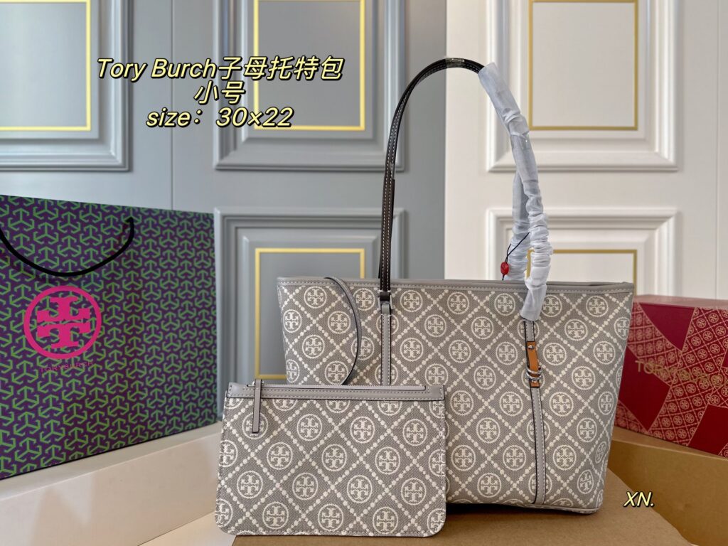 Tory Burch Canvas Tote Bag 32 x 28 cm editorial product context 1
