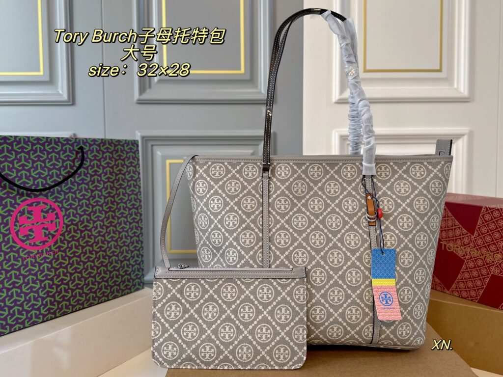 Tory Burch Tb Large Canvas Tote Bag 32 x 28 cm editorial product context 1
