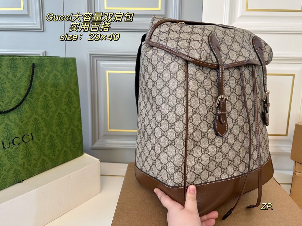 Gucci Backpack 29 x 40 cm editorial product context 3