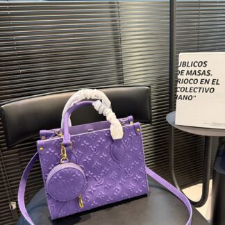 Louis Vuitton P135 Onthego 24 19 Tote Bag