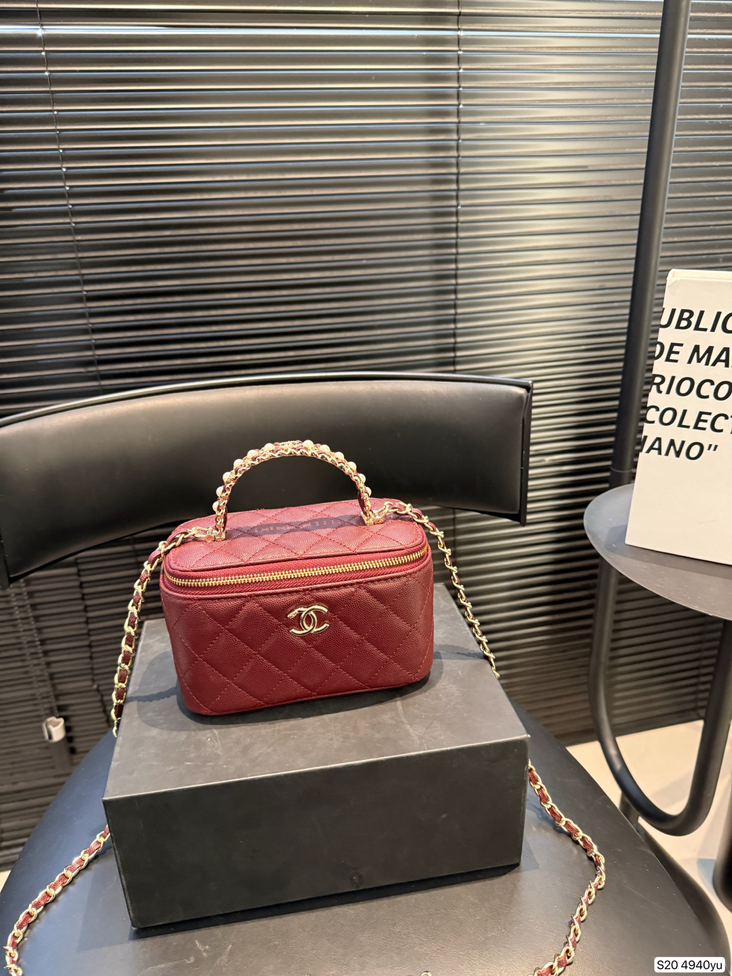 Chanel P135 16 10 4940 RED Includes Bags