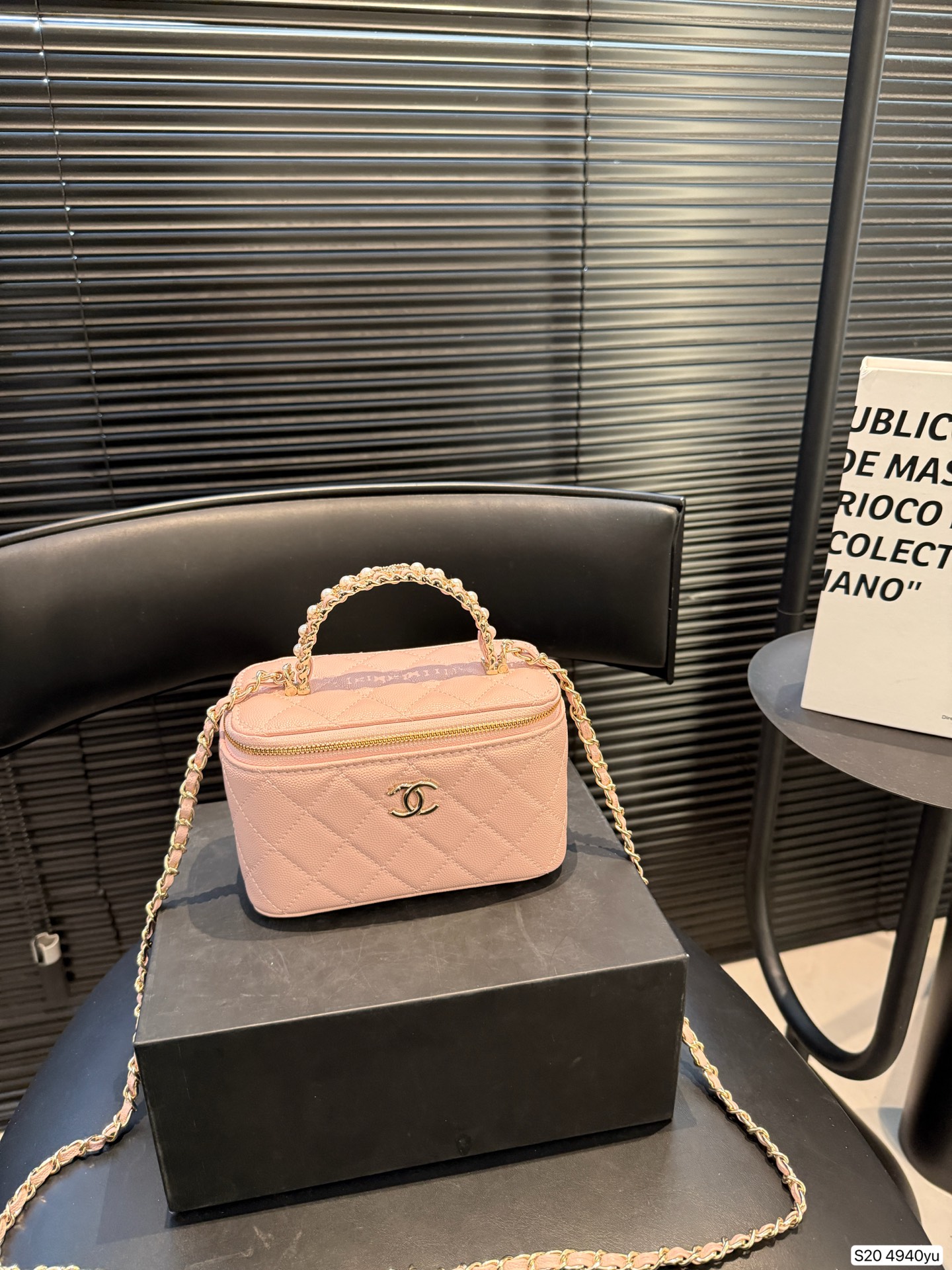 Chanel P135 16 10 4940 RED Includes Bags