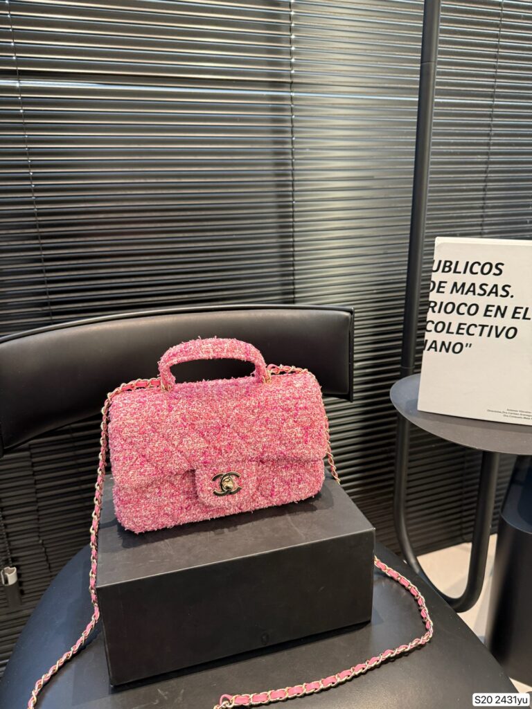 Chanel Cfmini Nano Kelly Pink Bag editorial product context 2