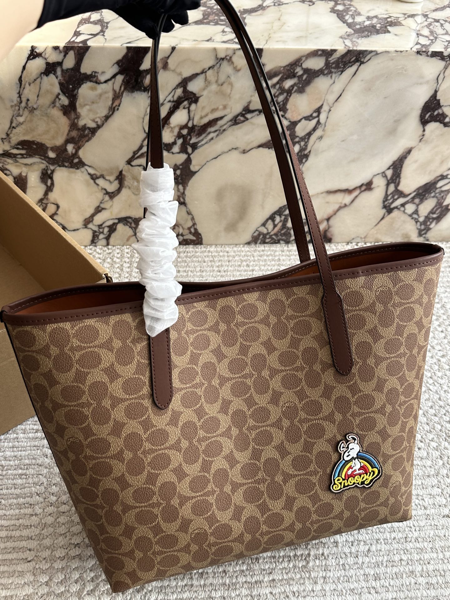 Coach 195 size 35 city logo Tote Bag