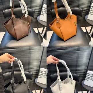 Loewe Hammock Flip 16 24 2327 Handbag