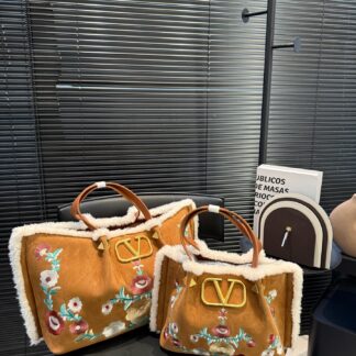 Valentino 37 25 20 2570 2576 Small Bags