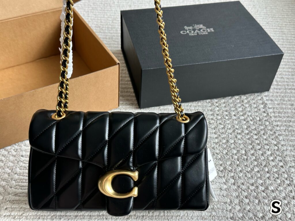 Coach Tabby White Bag 26 x 16 cm editorial product context 2