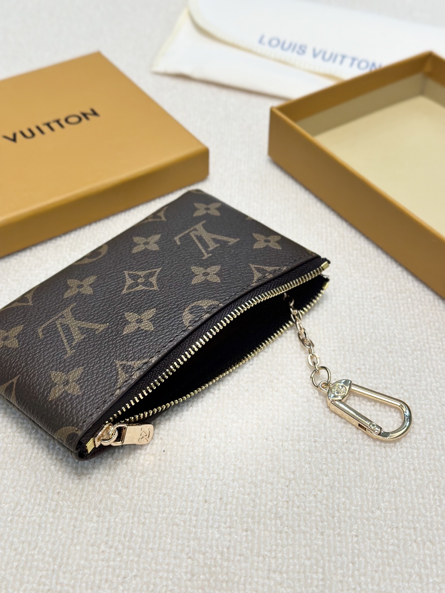 Louis Vuitton P75 X9 Wallet