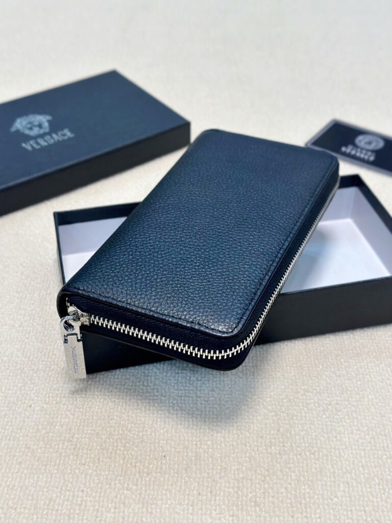 Versace Black Leather Clutch 20 x 10 cm editorial product context 3