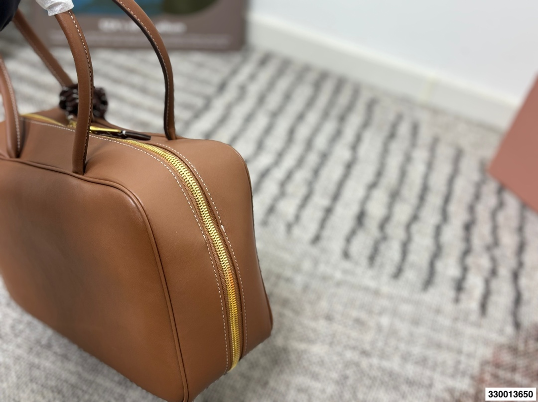 Miu Miu P165 35 22 Bag