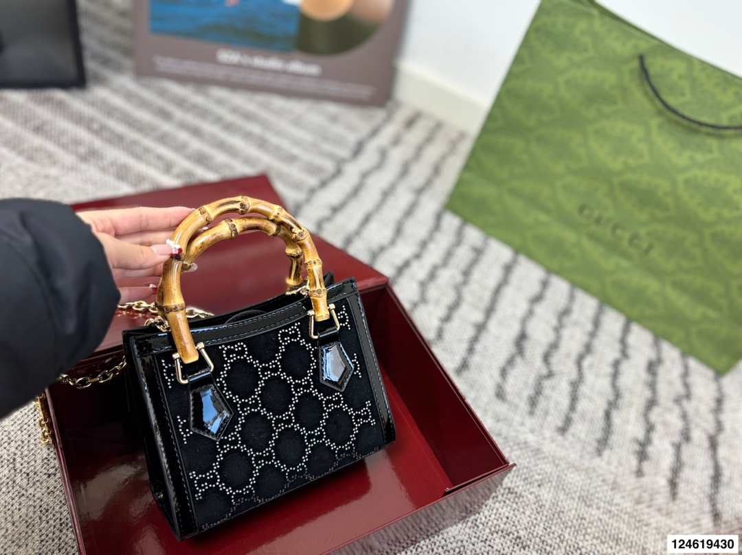 Gucci p145 Diana size 20 15 Handbag