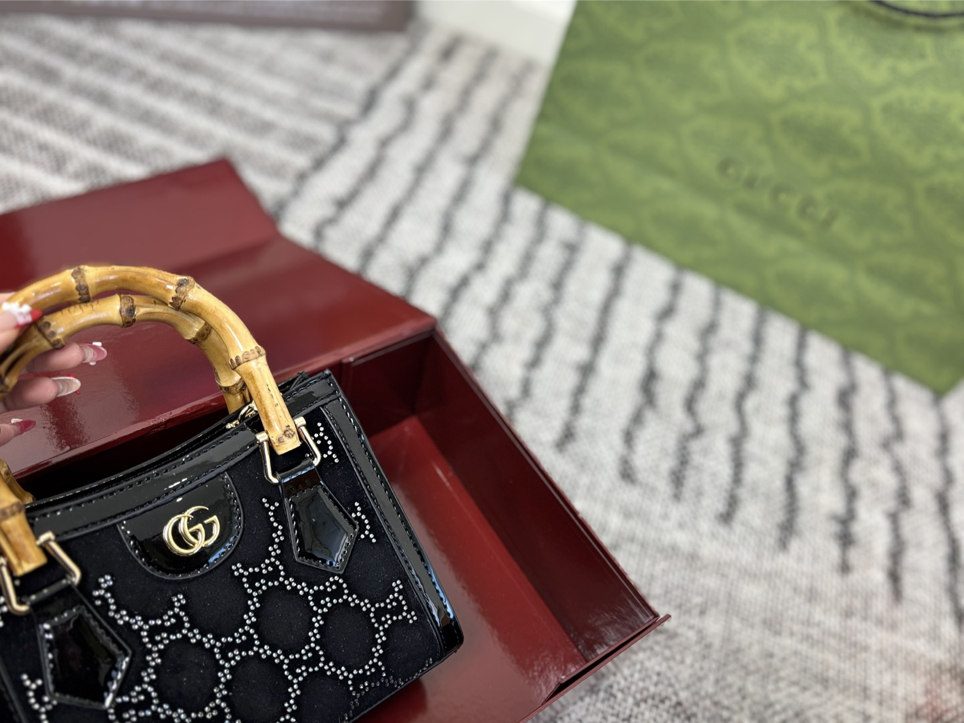 Gucci p145 Diana size 20 15 Handbag