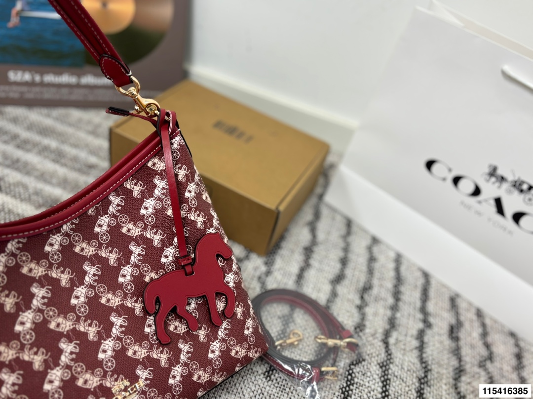 Coach p140 30 21 Bag