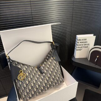 Dior P140 P135 P130 Voyage Hobo 36 23 28 18 21 26 2846 Small Bag