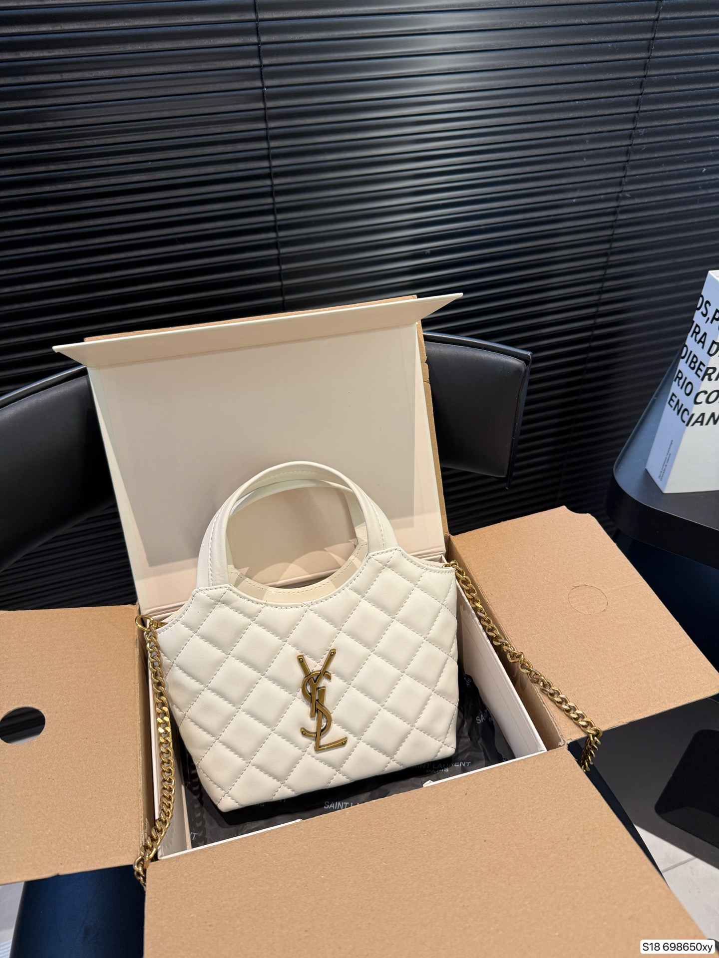 Saint Laurent P125 LCARE 17 14 XY Mini Tote Bag