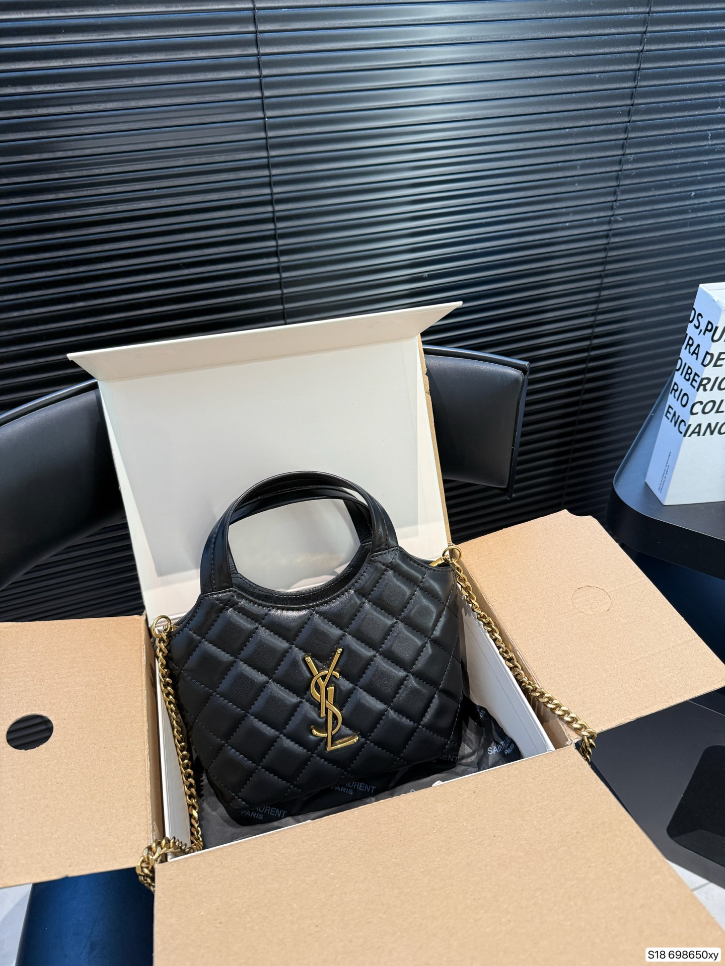 Saint Laurent P125 LCARE 17 14 XY Mini Tote Bag