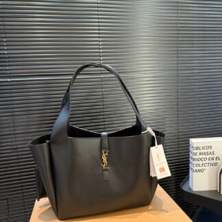 Saint Laurent P200 32 28 Tote Bag