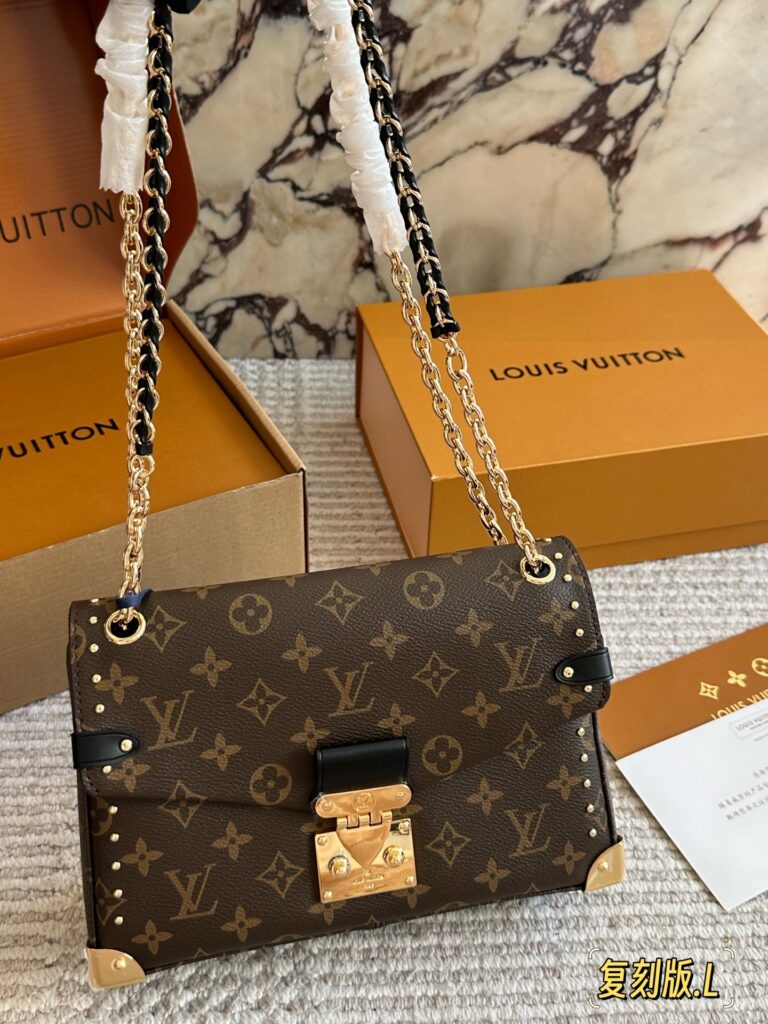Designer Trunkie Bag 25 cm editorial product context 1