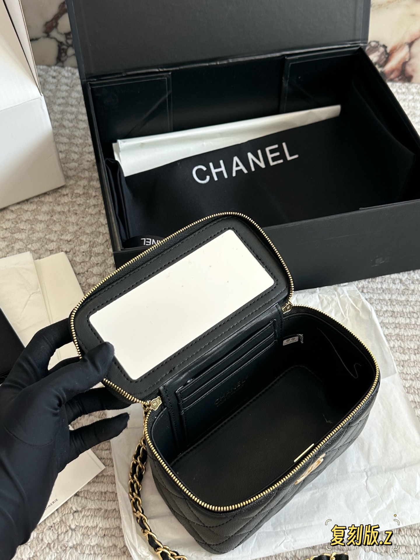 Chanel p150 31 Crossbody Bag