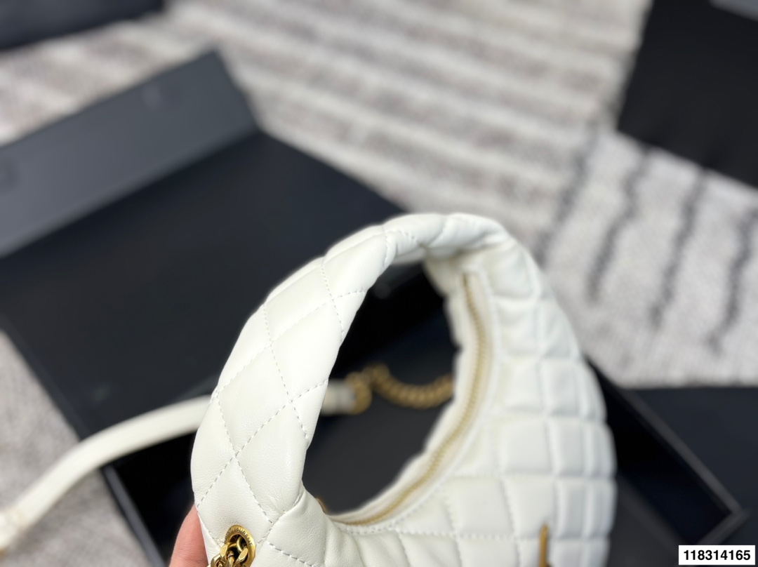 Saint Laurent p120 baby icare 25 16 Handbag