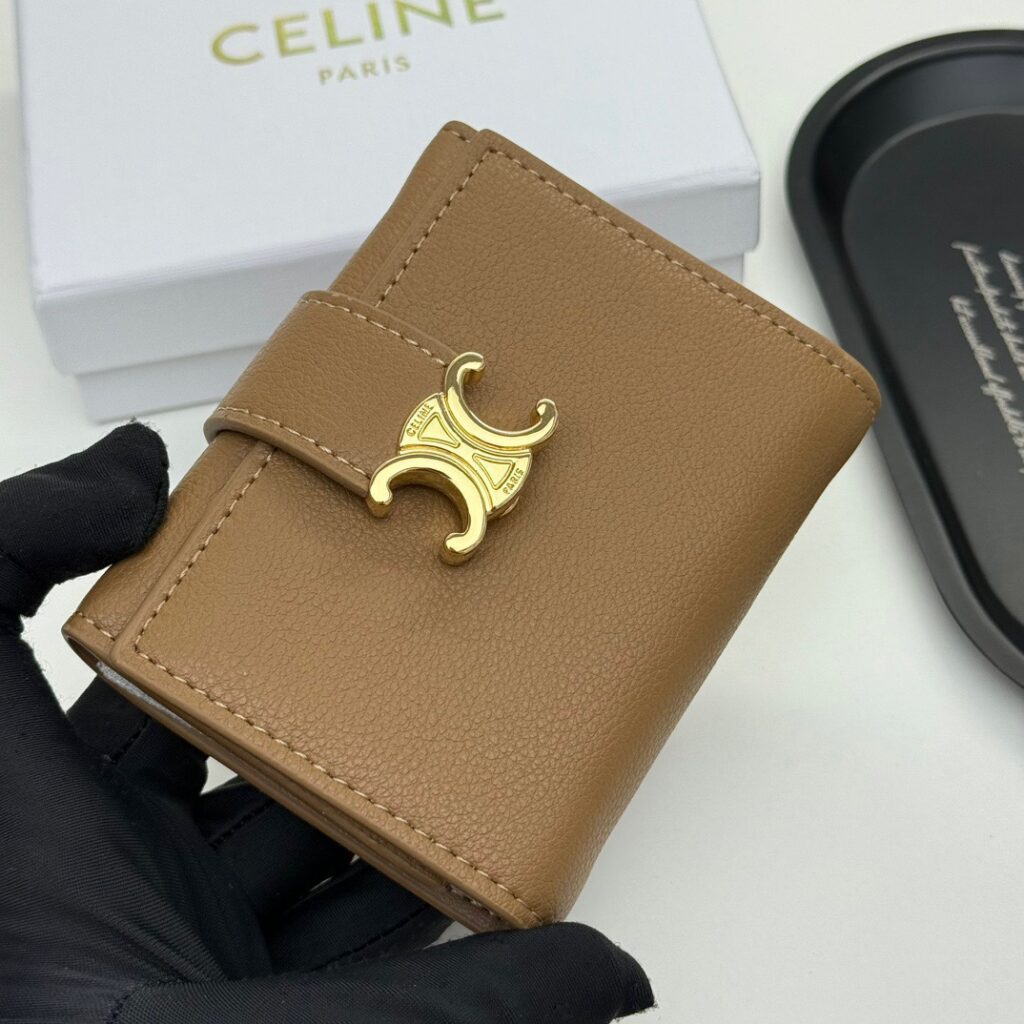 Celine F07 Black Leather Wallet 11 x 10 x 5 cm editorial product context 2