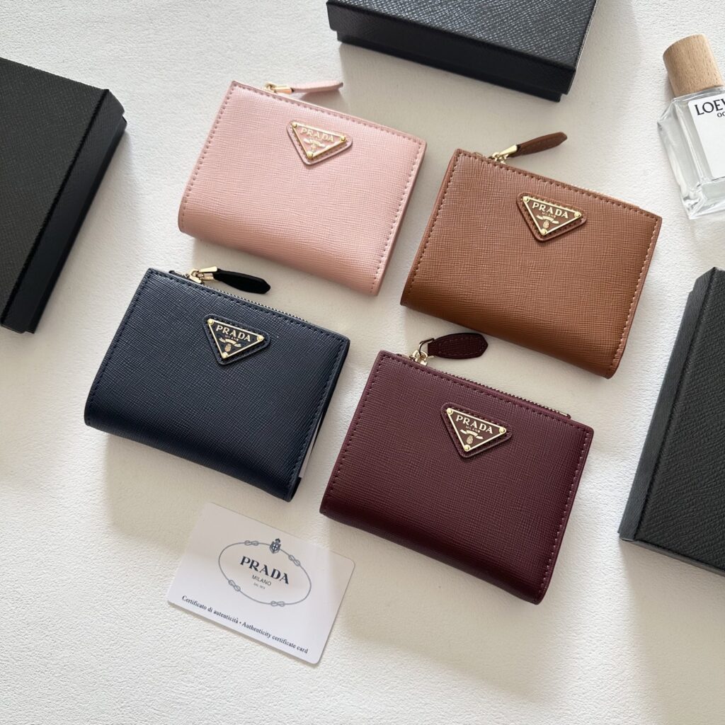 Prada Black Leather Wallet 11 x 10 cm editorial product context 2