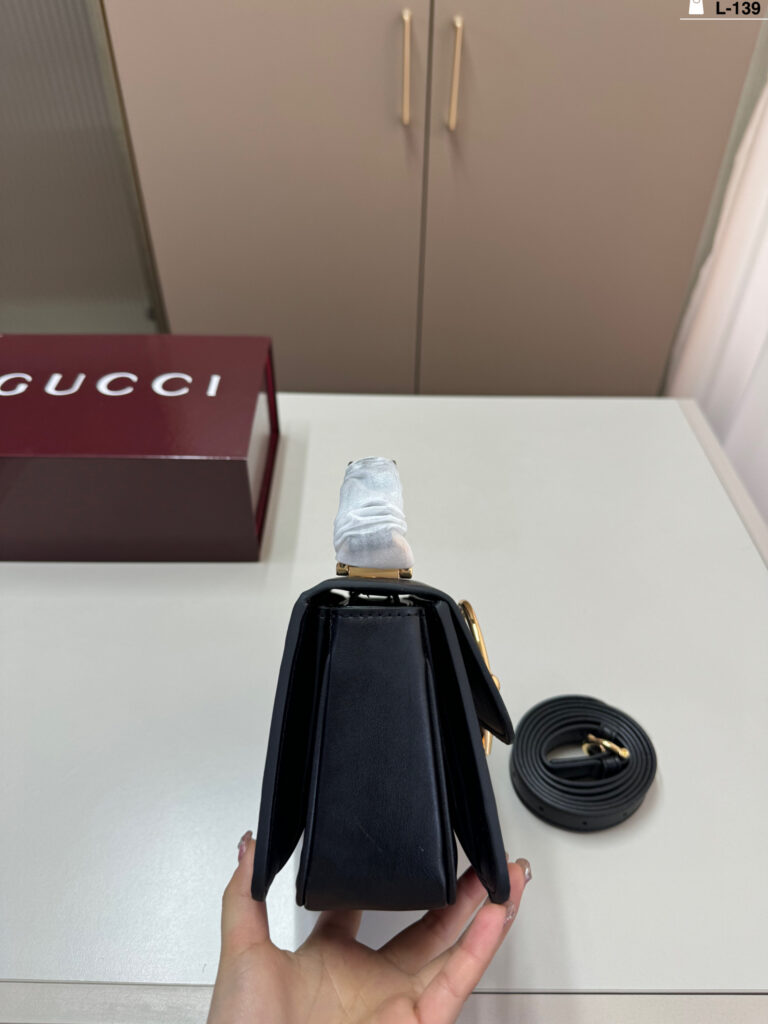 Gucci Siena Bag 19 x 12 cm editorial product context 2