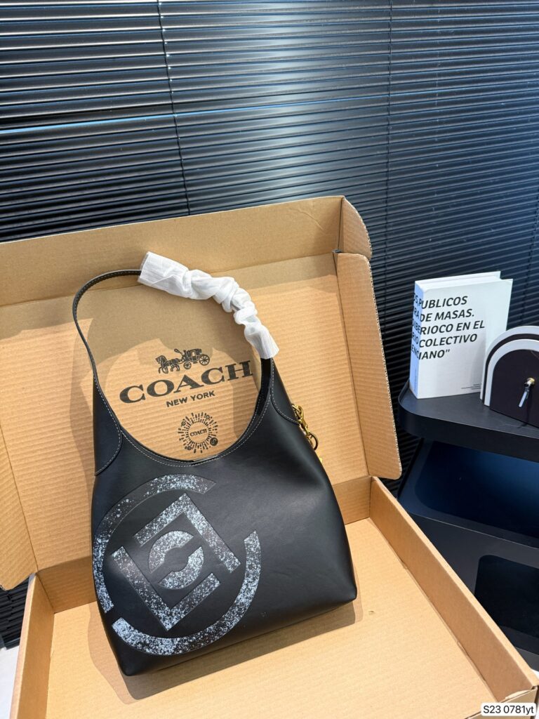Coach Clot Brooklyn Logo Get 28 Bag editorial product context 1