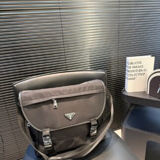 Prada P140 29 25 Bag